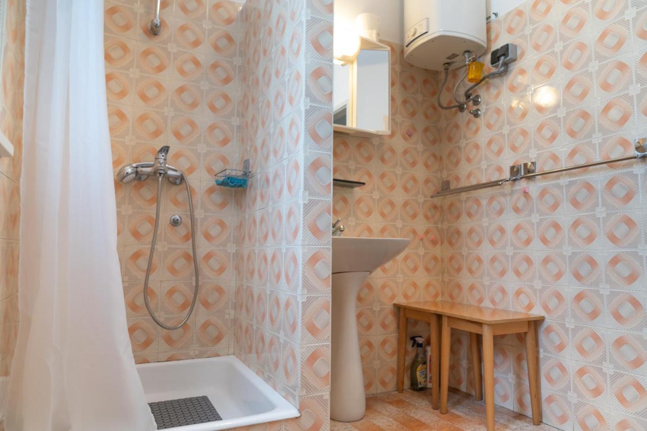 Sidus Maris, Spacious Seaside Apartment With Free Parking Martinšćica Buitenkant foto