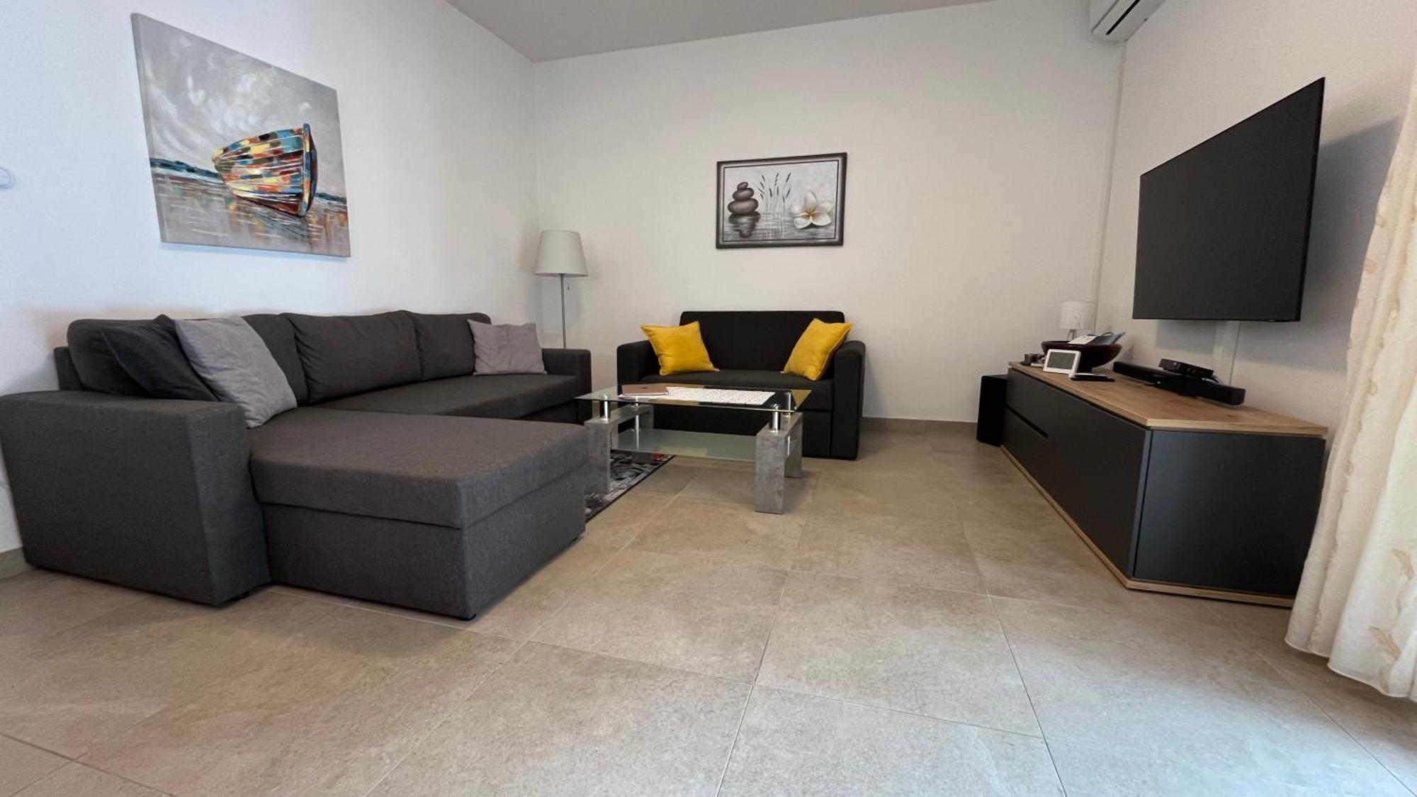 Sidus Maris, Spacious Seaside Apartment With Free Parking Martinšćica Buitenkant foto