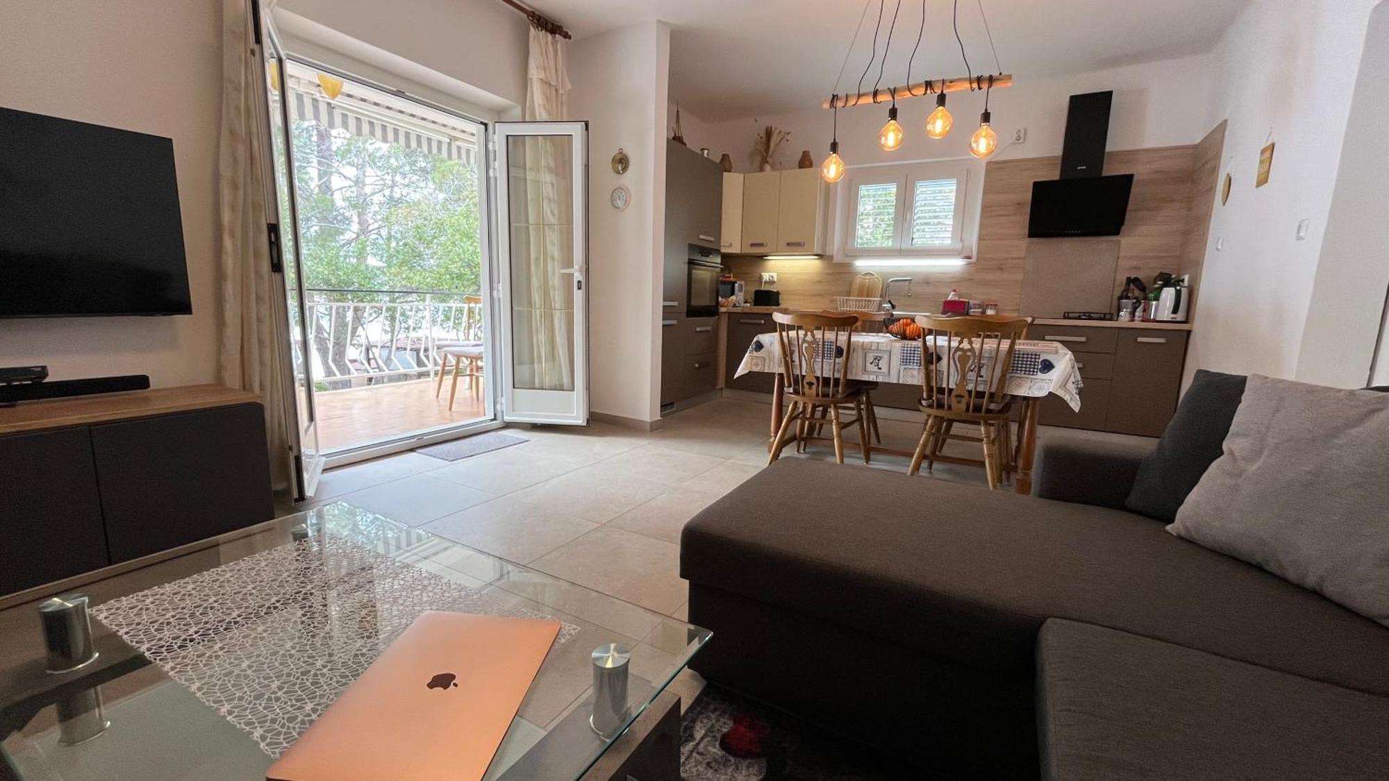 Sidus Maris, Spacious Seaside Apartment With Free Parking Martinšćica Buitenkant foto